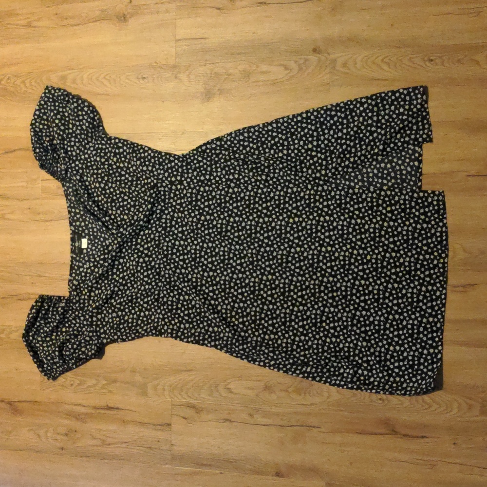 Black & White Floral Sweetheart Puff Sleeve Dress